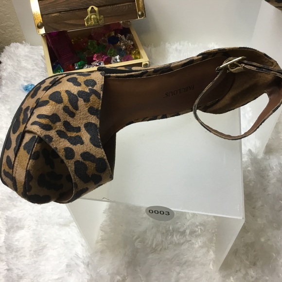 Women Platform Heels NWOT 003 - Picture 4 of 7